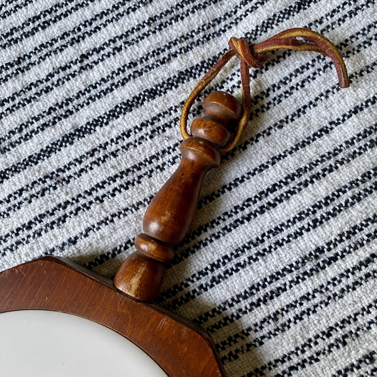 Vintage 1960s McCoy Accents Hazelnut Trivet / Wall Hanging