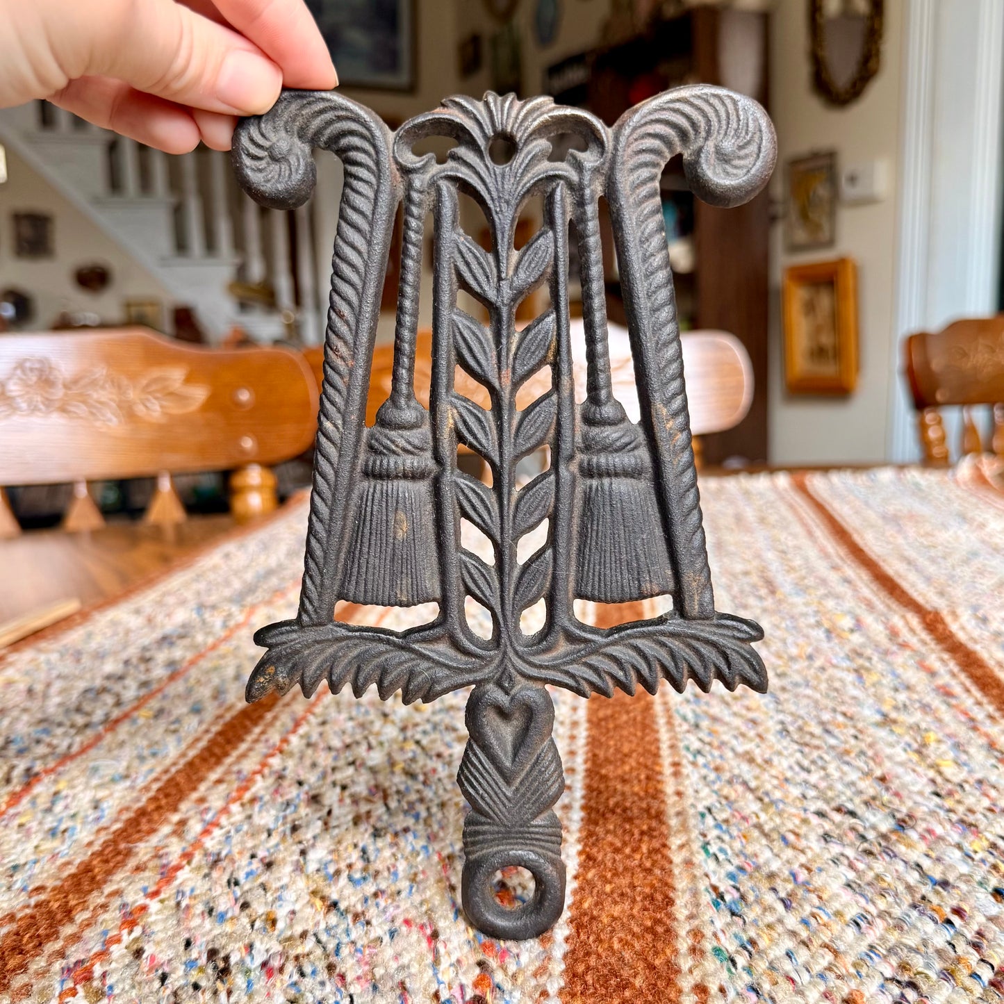 Vintage Wilton Cast Iron Broomstick Kitchen Trivet / Cauldron Stand