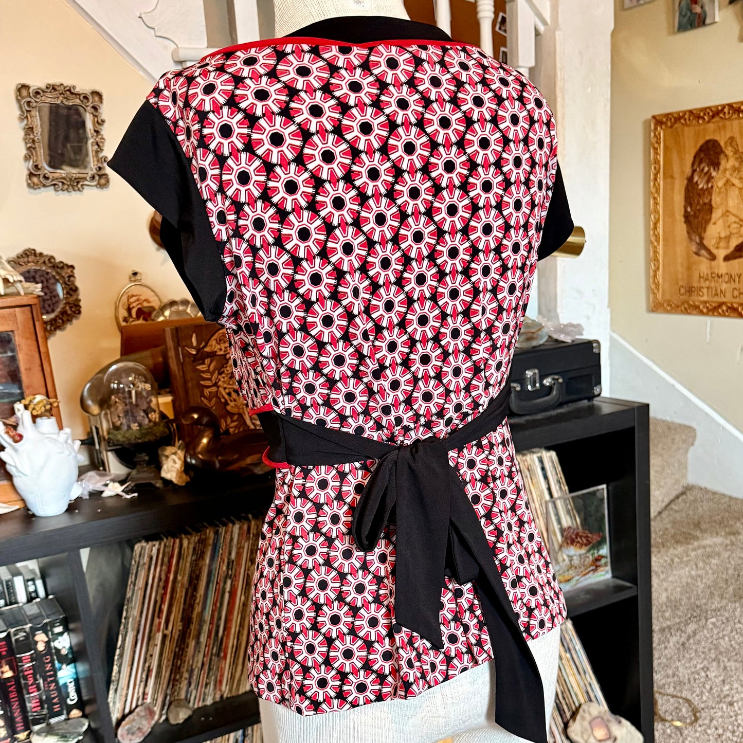Vintage 2000s Y2K Patterned Speechless Tie Back Babydoll Top
