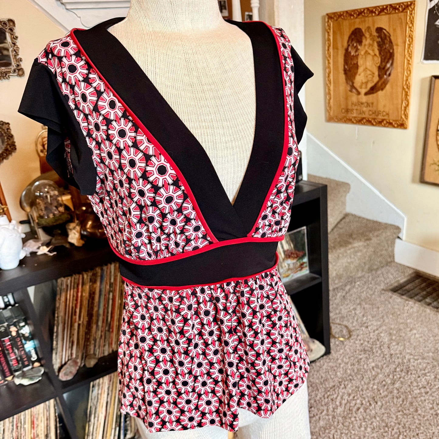 Vintage 2000s Y2K Patterned Speechless Tie Back Babydoll Top