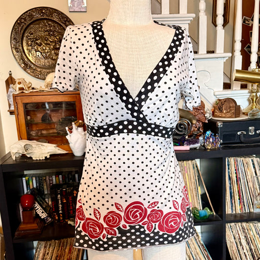 Vintage 2000s Y2K Grunge Babydoll Tee w/ Florals and Polka Dots