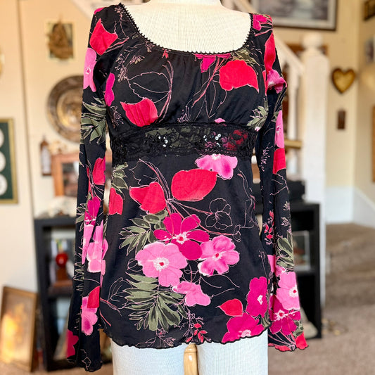 Vintage 90s / 2000s y2k Whimsygoth Long Sleeved Floral Self Esteem Baby Doll Top