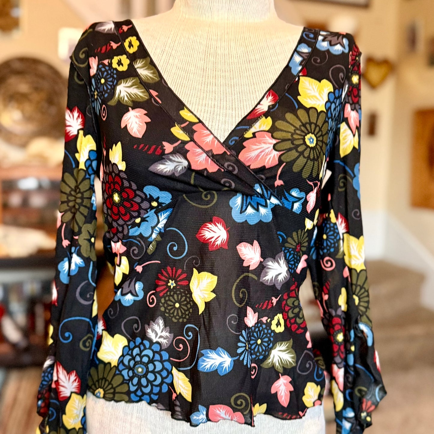 Vintage 90s / 2000s y2k Fresh Wear Floral Sheer Bell Sleeve Baby Doll Top