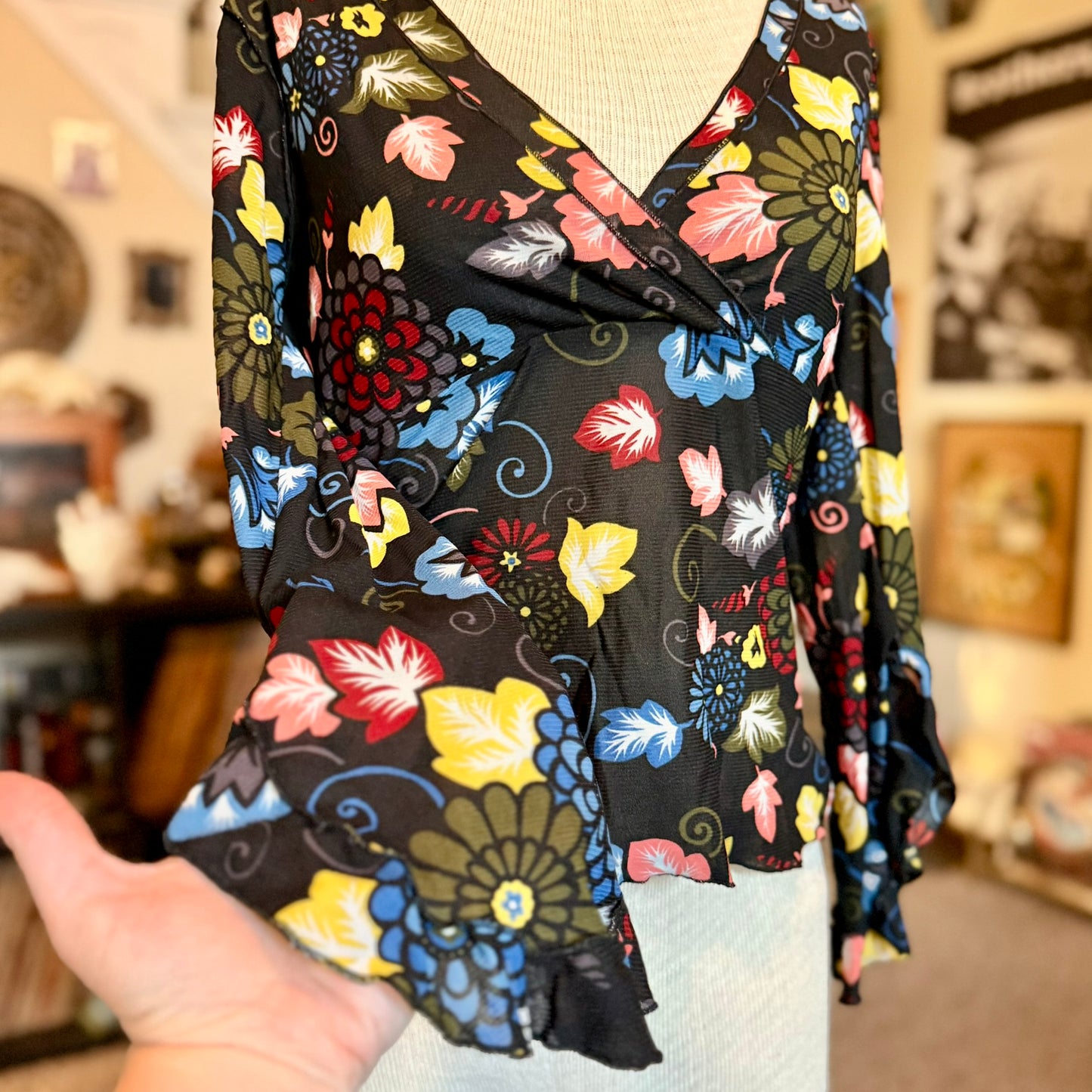 Vintage 90s / 2000s y2k Fresh Wear Floral Sheer Bell Sleeve Baby Doll Top