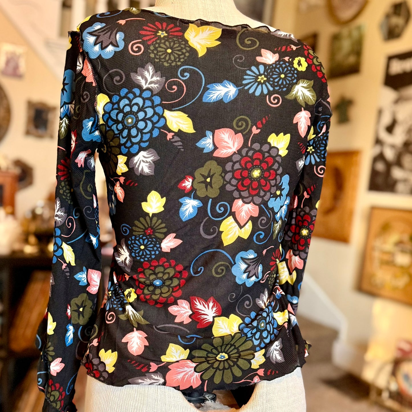 Vintage 90s / 2000s y2k Fresh Wear Floral Sheer Bell Sleeve Baby Doll Top