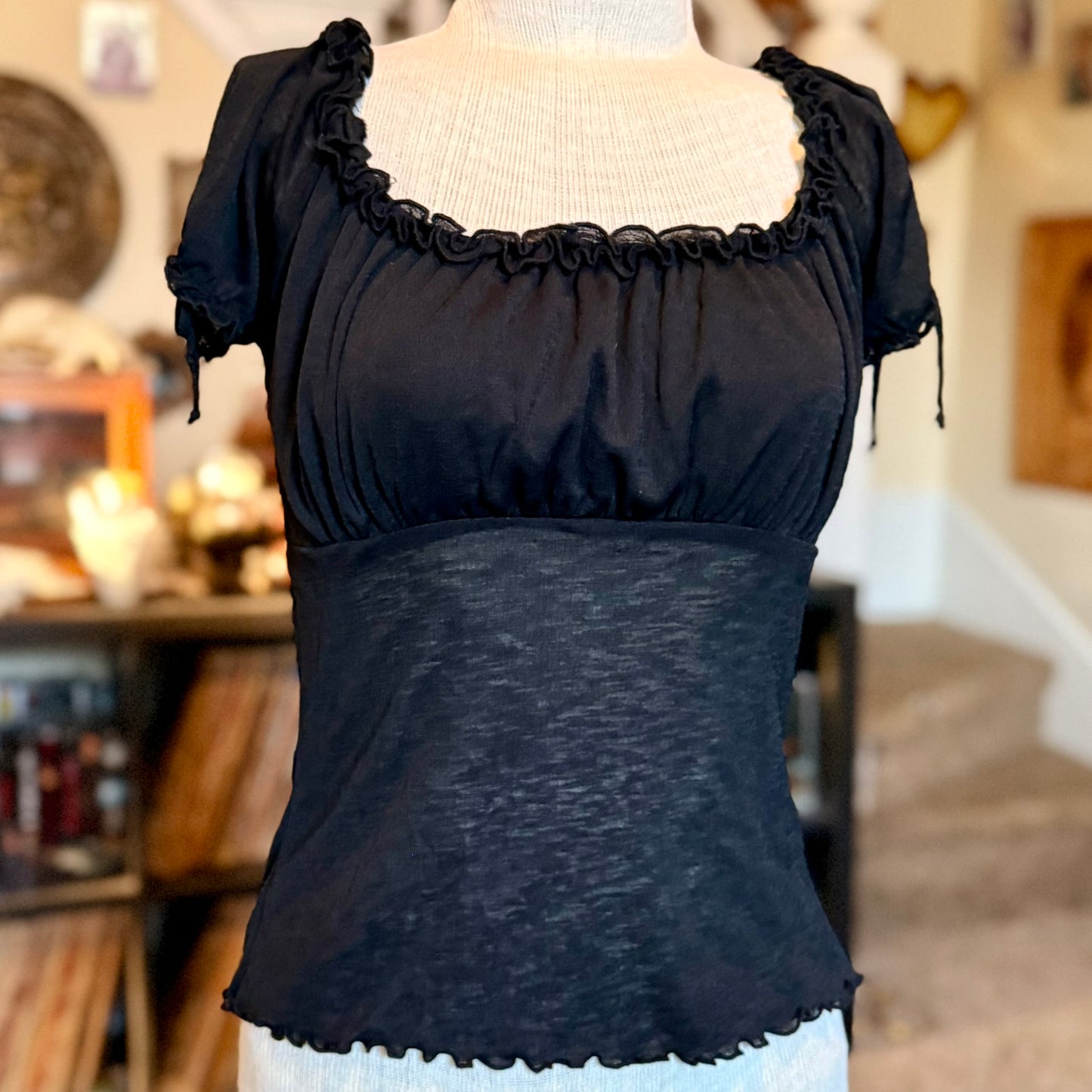 Vintage 90s / 2000s y2k My Michelle Gothic Puff Sleeve Vampy Blouse