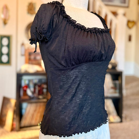 Vintage 90s / 2000s y2k My Michelle Gothic Puff Sleeve Vampy Blouse