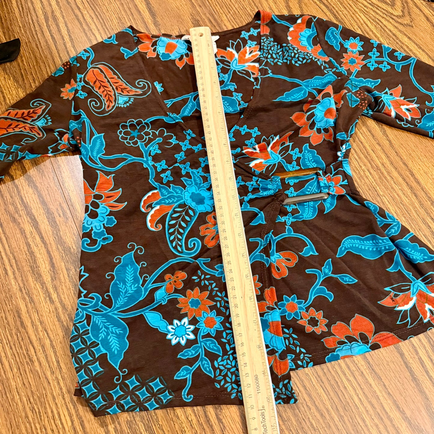Vintage 90s / 2000s y2k Sheer Patterned Fresh Wear Wrap Top