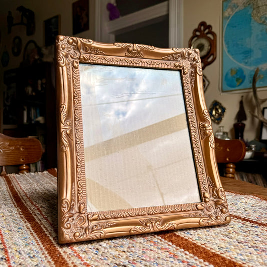 Vintage Ornate Hollywood Regency / Victorian Gold Resin Photo Frame - Wall Hanger and Stand