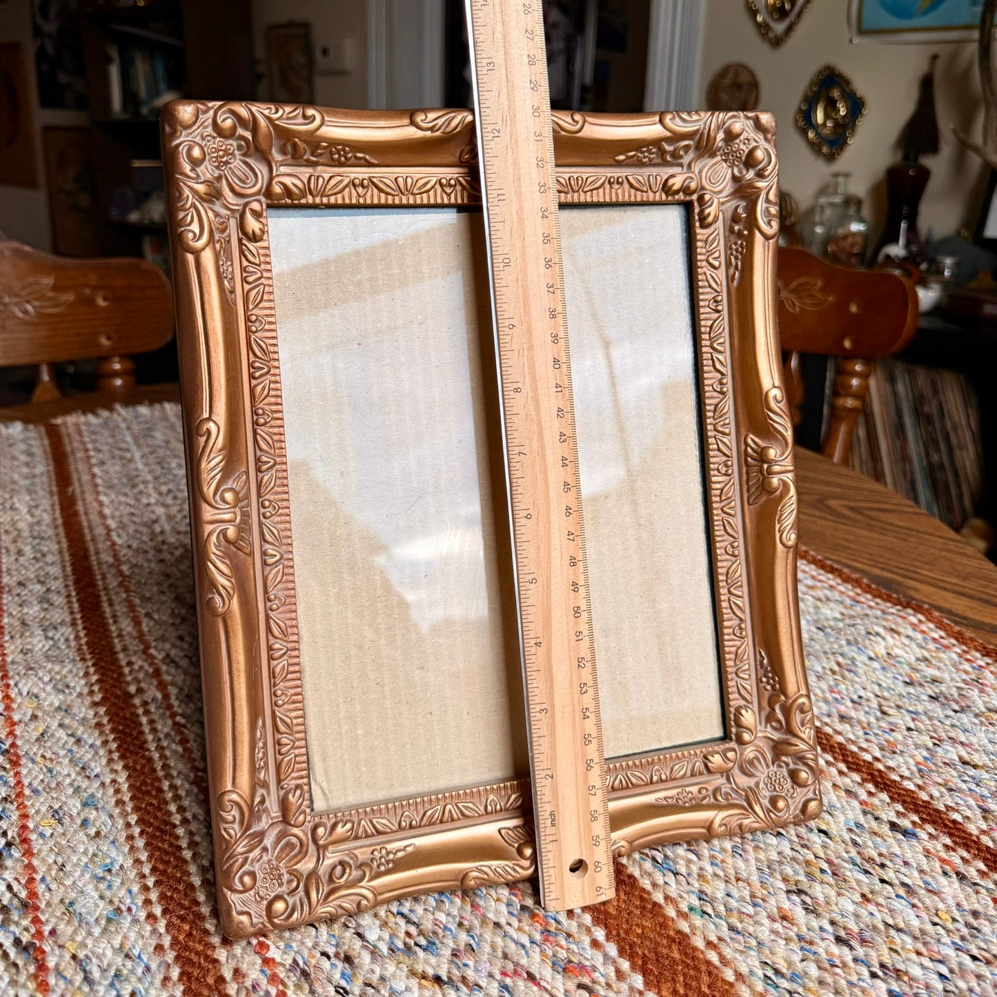 Vintage Ornate Hollywood Regency / Victorian Gold Resin Photo Frame - Wall Hanger and Stand