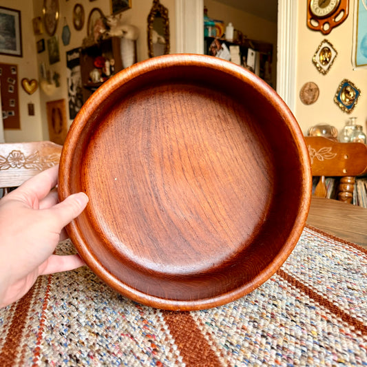 Vintage Teak Wood Salad Bowl Mid-Century Danish Modern Style Solid Teak Carved Bowl