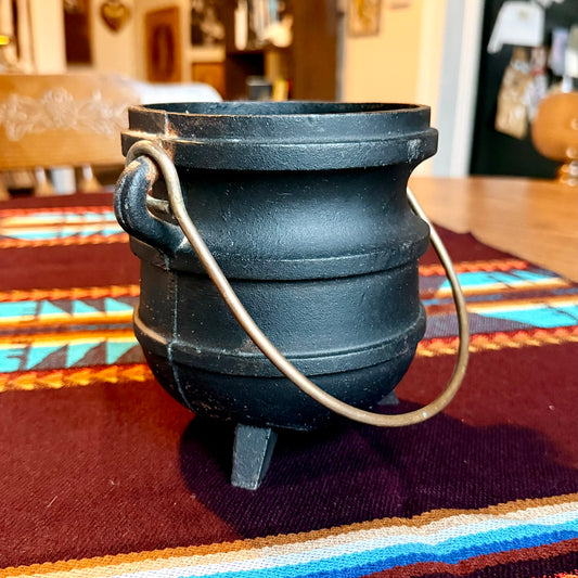 Antique Cast Iron 3 Legged Fire Starter / Smudge Pot / Cauldron