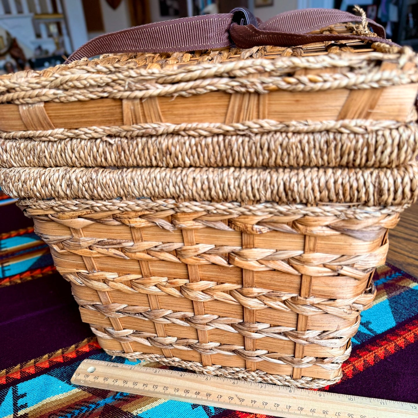 Vintage Wicker Rattan Insulated Picnic Basket with Dish Straps