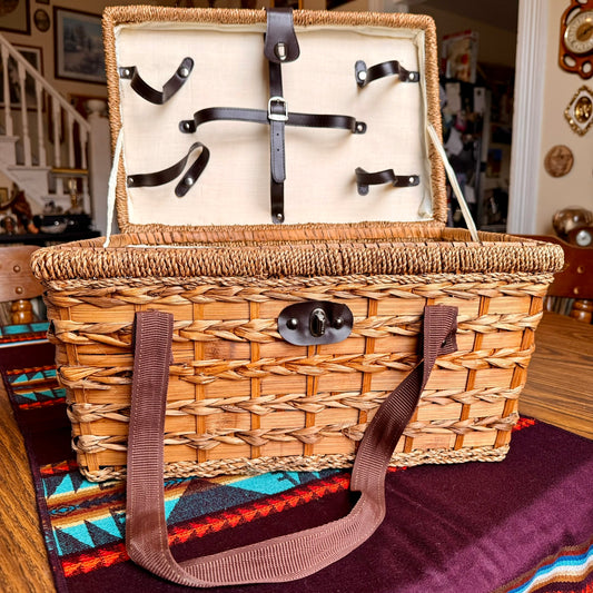Vintage Wicker Rattan Insulated Picnic Basket with Dish Straps