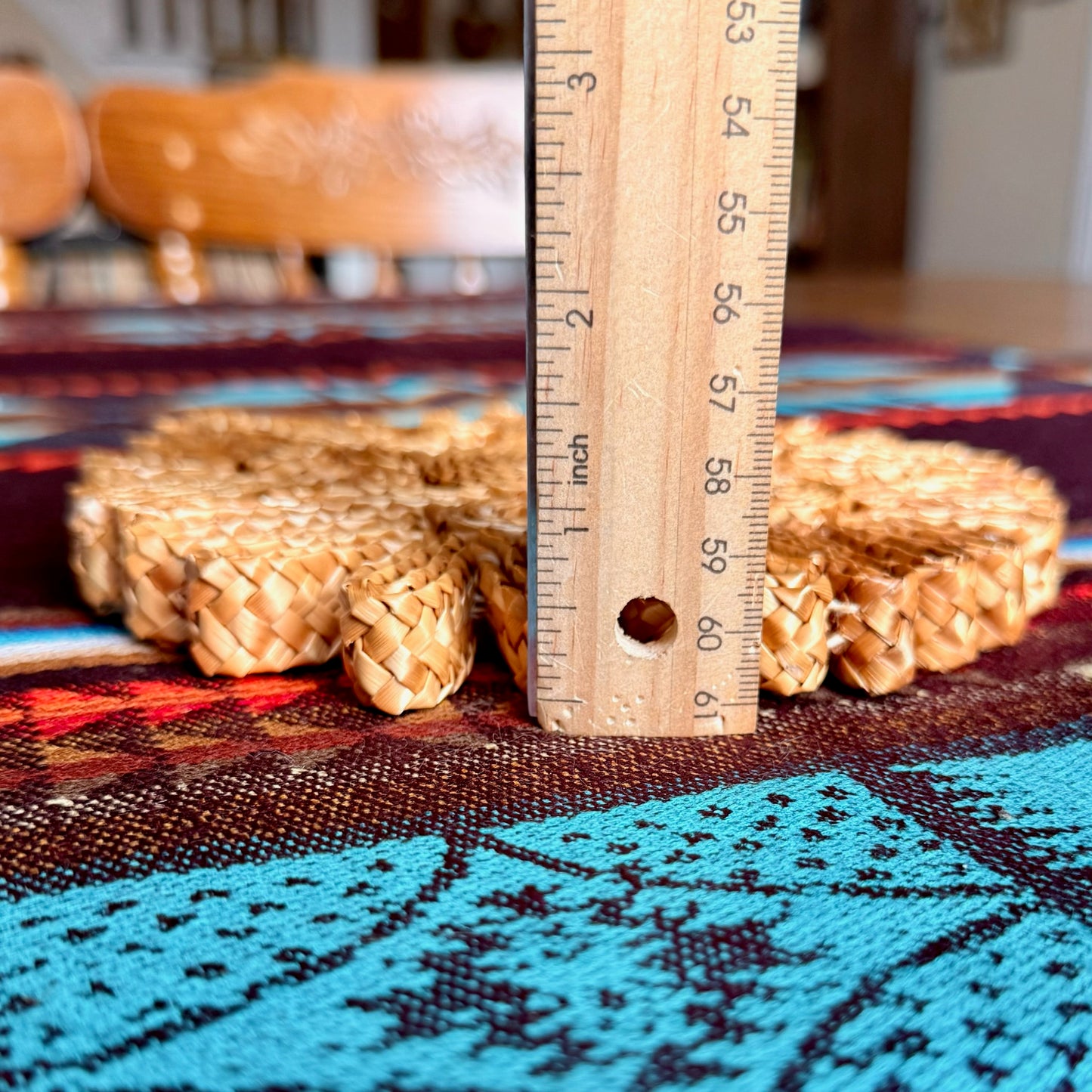 Vintage Floral Woven Raffia Trivet / Place Mat / Wall Hanging