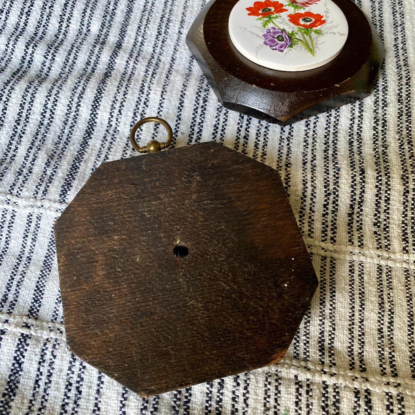 Vintage Floral Trivet Tiles on Wooden Base - Wall Hanging