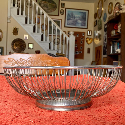 Vintage International Silver Company Silver Plated Flower Shaped Wire Basket