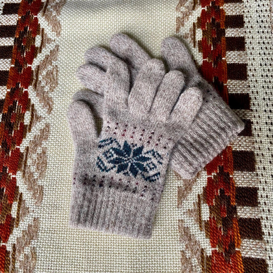 Vintage Wool Winter Gloves / Snowflake Gender-Neutral Woolen Cowichen Style
