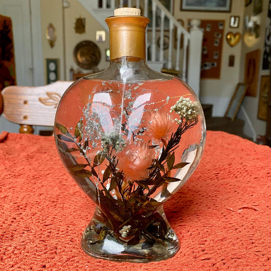 Vintage Aroma Art Floral Design Bath & Body Botanical Oil - Heart Shaped Bottle with Floral Arrangement