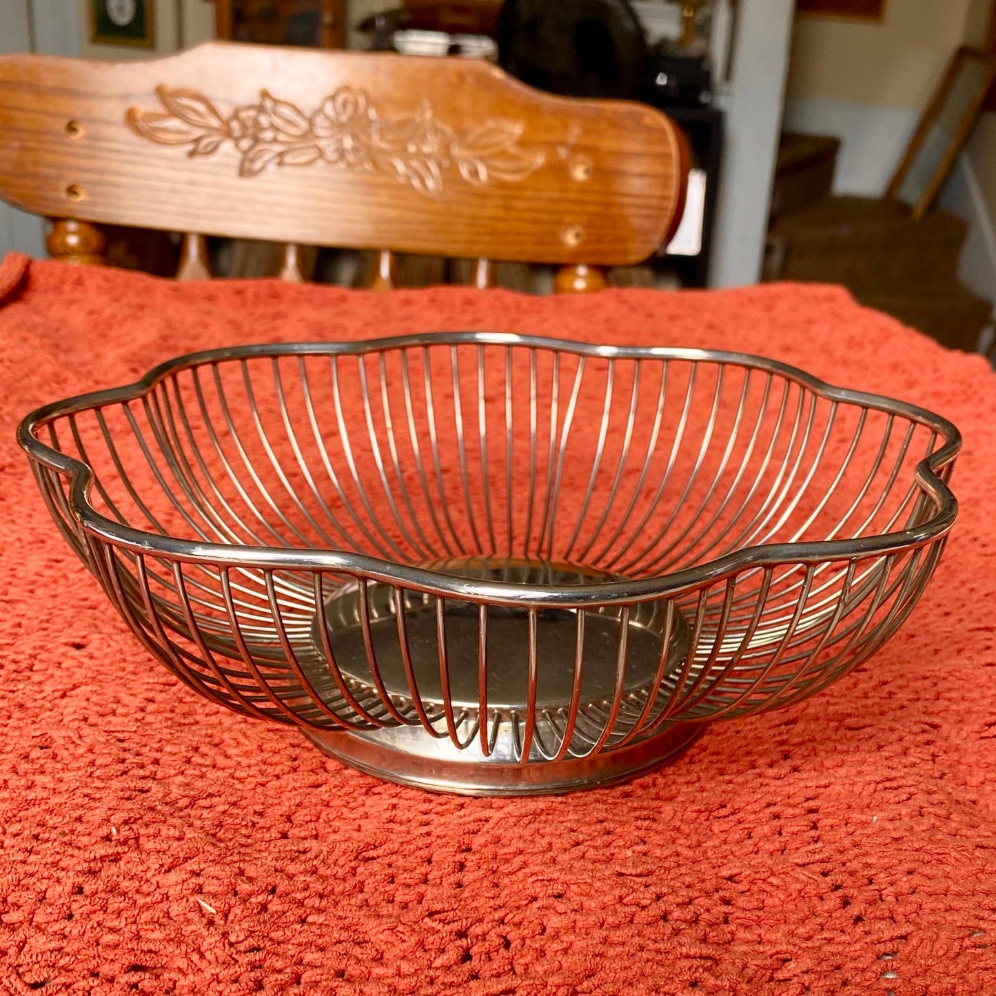 Vintage International Silver Company Silver Plated Flower Shaped Wire Basket