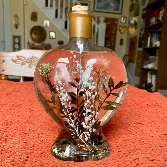 Vintage Aroma Art Floral Design Bath & Body Botanical Oil - Heart Shaped Bottle with Floral Arrangement