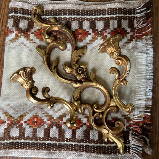 1959 Vintage Syroco Filigree Wall Sconce