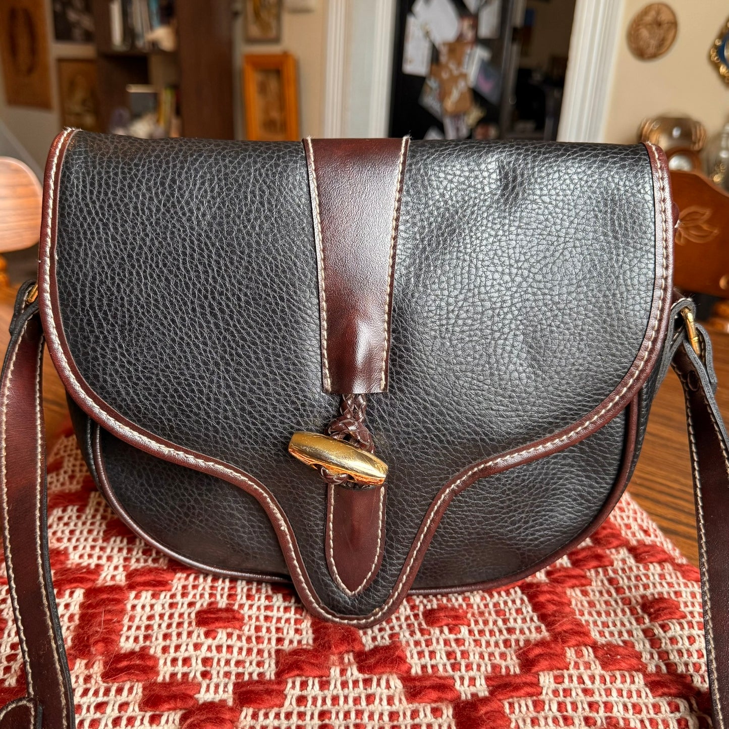 Vintage Leather Crossbody Bag w/ Brass Hardware and Matching Keychain