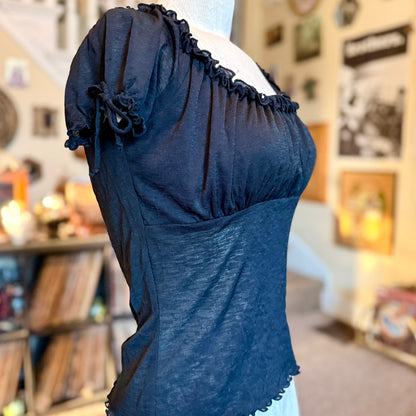 Vintage 90s / 2000s y2k My Michelle Gothic Puff Sleeve Vampy Blouse