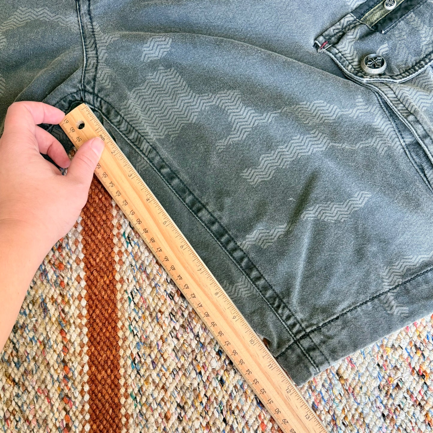 Vintage 90s / 2000s y2k Affliction Grunge Camo Cargo Shorts