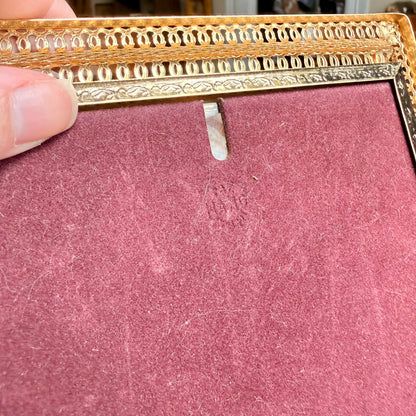 Vintage Hollywood Regency Mid-Century Modern Gold Metal Ornate Picture Frame