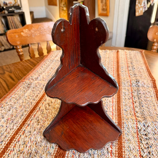 Vintage 2-Shelf Wooden Cottagecore Scalloped Corner Shelf