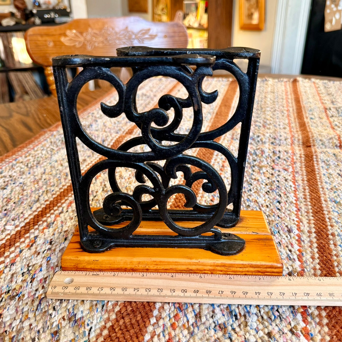 Set of 2 Heavy Vintage Ornate Cast Iron and Wood Wall Brackets / Bookends