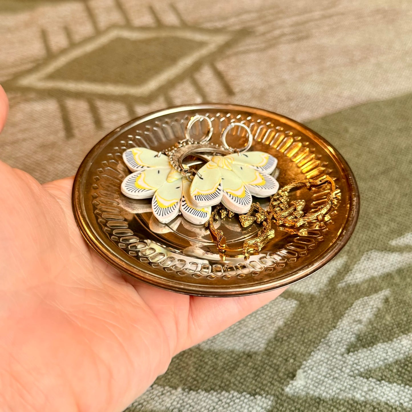 Small Bellini Silver Colored Metal Trinket / Jewelry Tray / Ring Dish / Vanity Tray