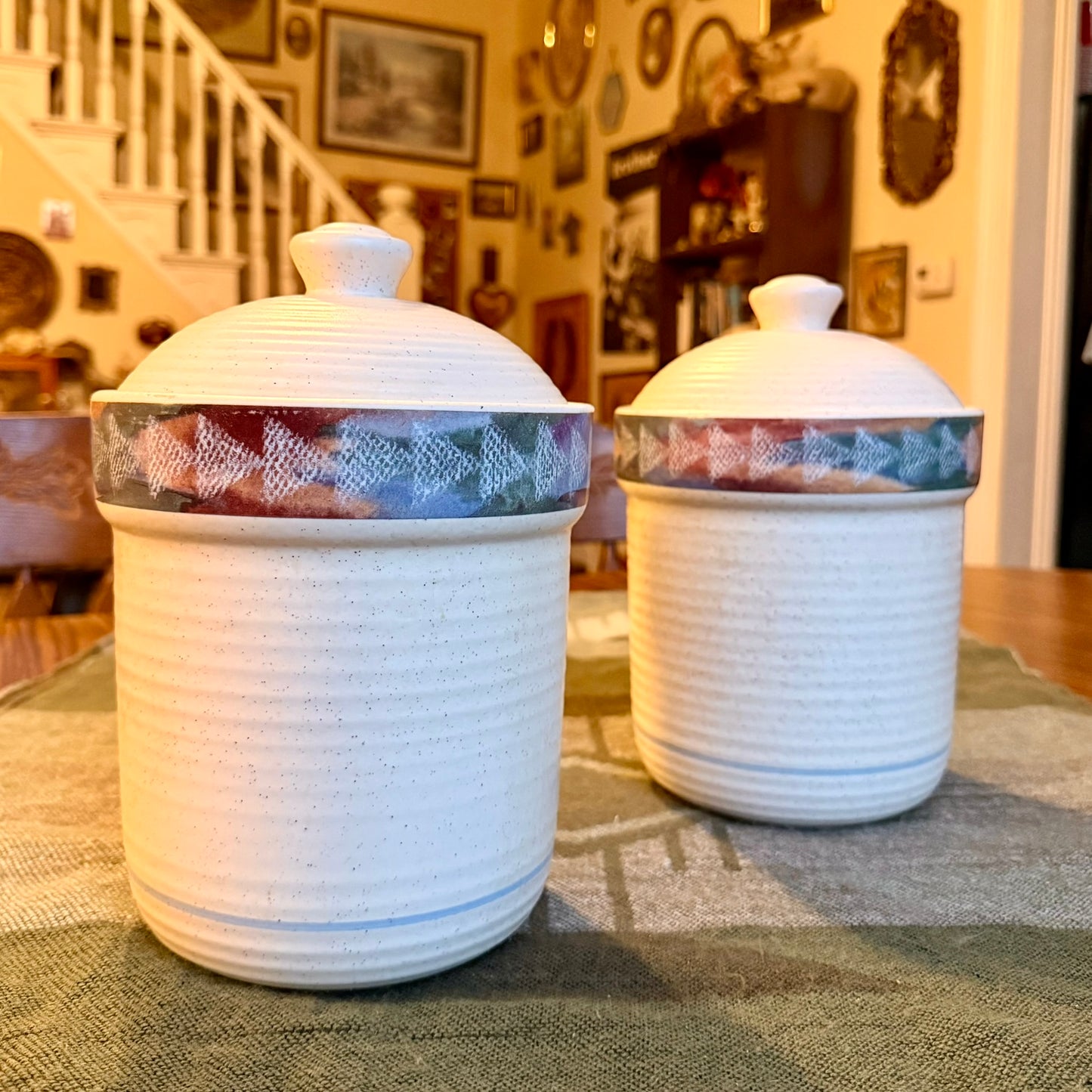 ONE - Vintage Treasure Craft Horizon Southwestern Style Stoneware Ceramic Canister