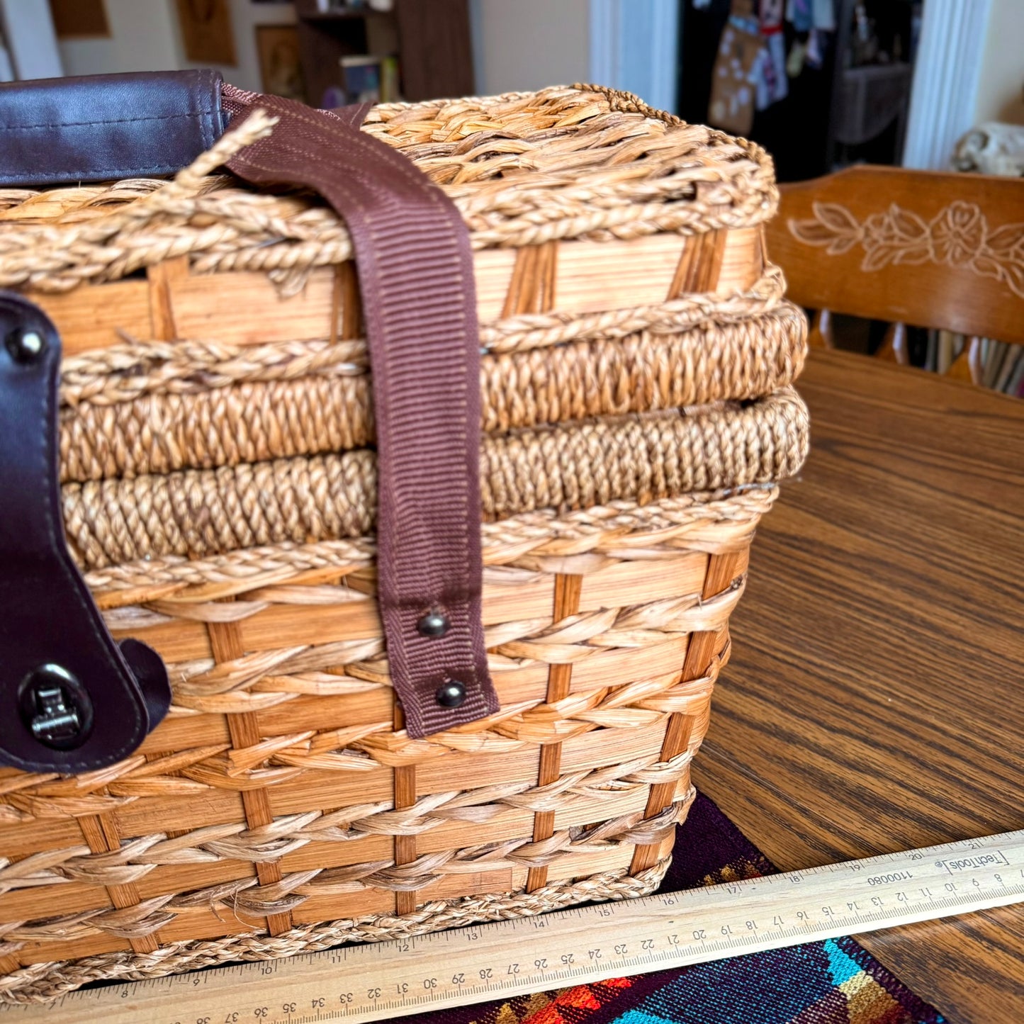 Vintage Wicker Rattan Insulated Picnic Basket with Dish Straps