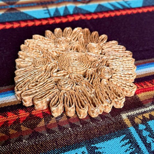 Vintage Floral Woven Raffia Trivet / Place Mat / Wall Hanging