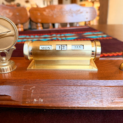 Vintage Wooden Perpetual Desk Calendar with Pen Holder and Graduation Medal