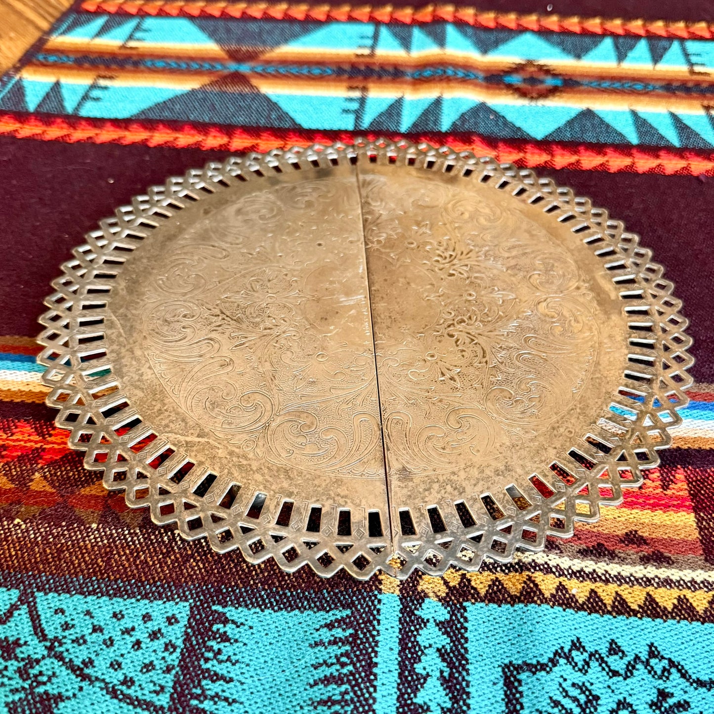 Vintage Academy Silverplate Ornate Expandable Trivet / Vanity Tray