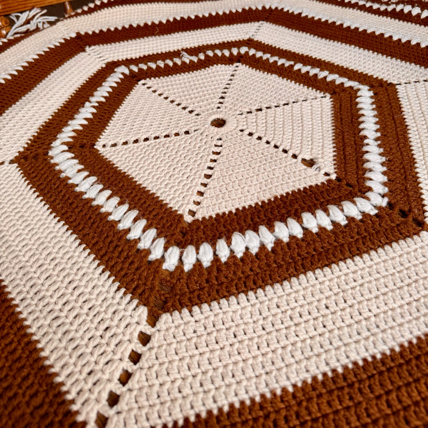 Vintage 70s Mid-Century Modern Hand Knitted/Crocheted Blanket/Couch Cover/Rug