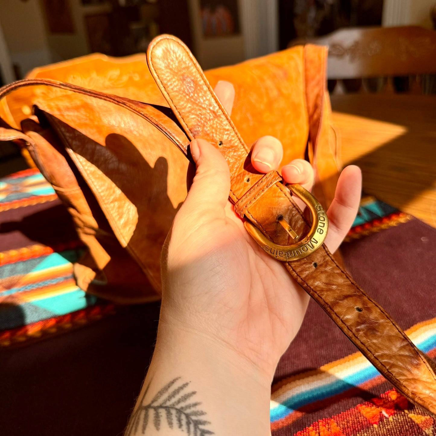 Vintage Stone Mountain Brown Leather Messenger Crossbody Bag