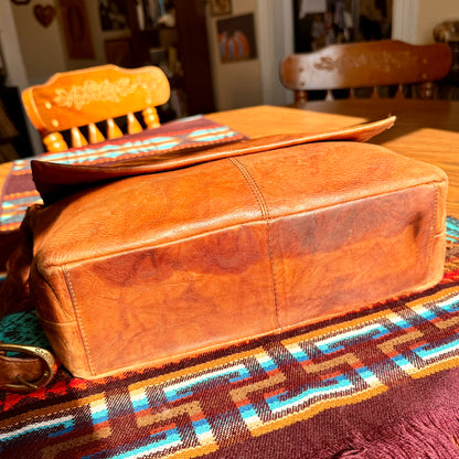 Vintage Stone Mountain Brown Leather Messenger Crossbody Bag