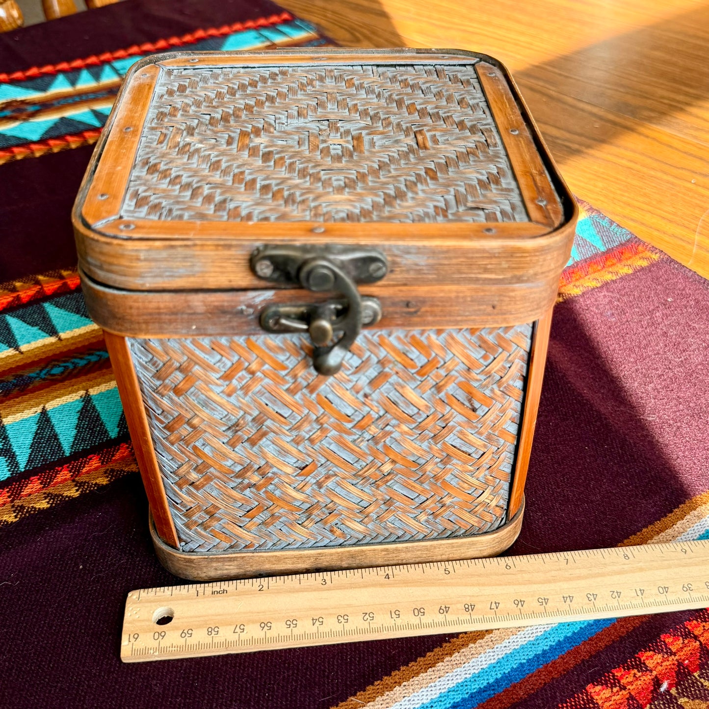 ONE - Vintage Woven Wicker Rattan Square Basket Storage Bin